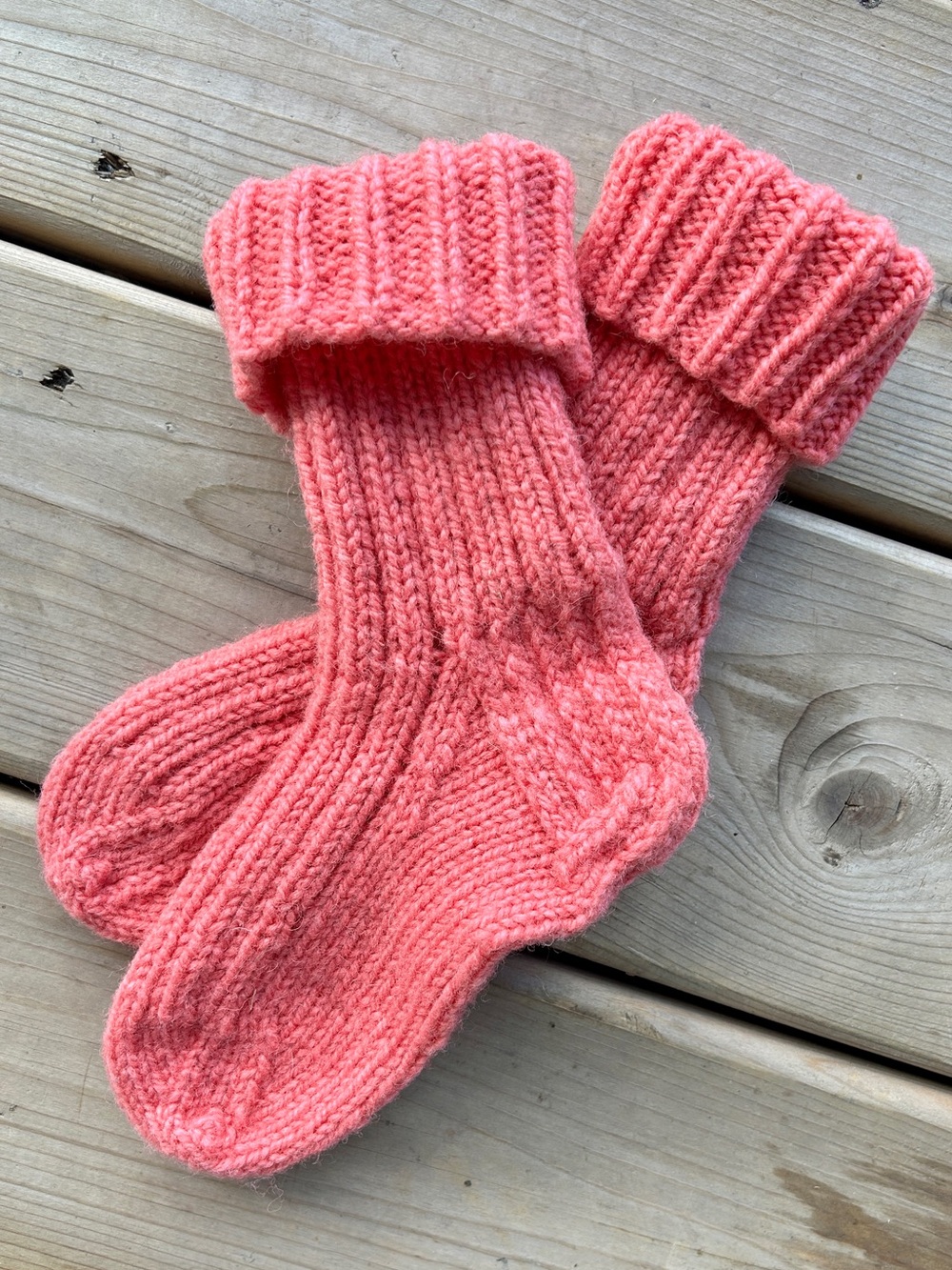 New Handmade Kids Cozy Knit Wool Crew Socks in Pink